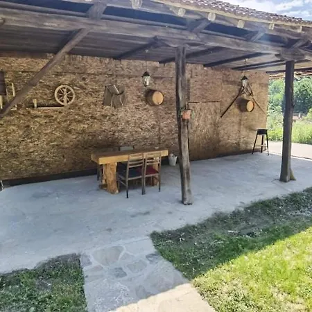 Гурзевата Къща Βίλα