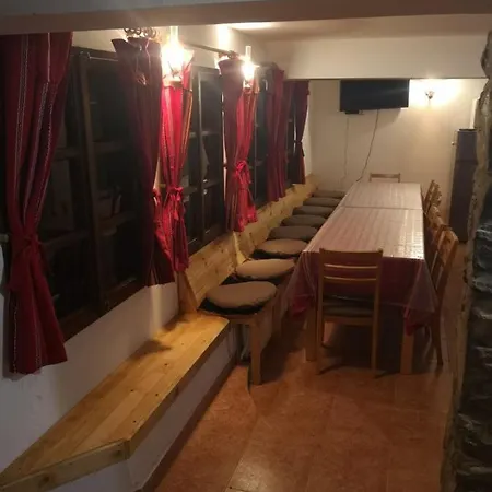 Гурзевата Къща Βίλα Makhalnitsi
