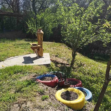 Гурзевата Къща Βίλα Makhalnitsi